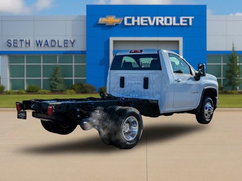New 2026 Chevrolet Silverado 3500 LT w/ Convenience Package AWD/4WD image 7