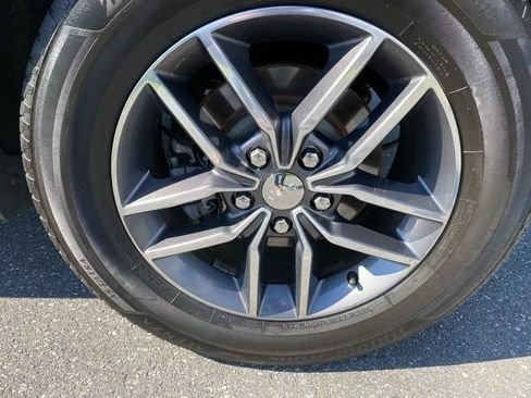 Used 2017 Jeep Grand Cherokee Limited AWD/4WD image 32