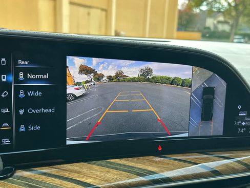 Used 2023 Cadillac Escalade ESV Sport Platinum image 21