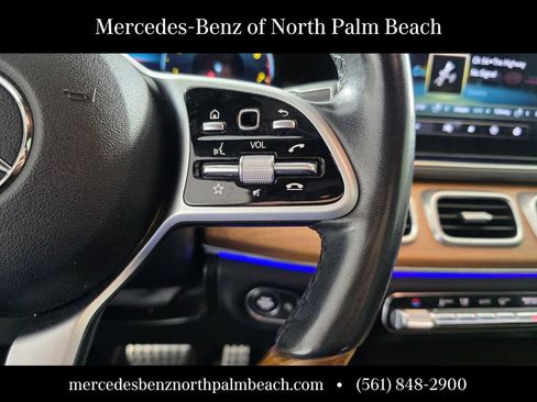 Used 2021 Mercedes-Benz GLS 580 4MATIC image 17