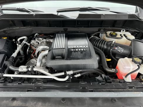 Used 2023 Chevrolet Silverado 1500 RST w/ Z71 Off-Road Package AWD/4WD image 33