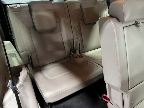 Used 2019 Volkswagen Atlas SE w/ Panoramic Sunroof Package AWD/4WD image 19