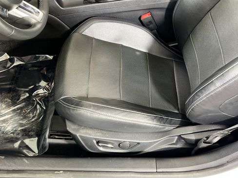 Used 2019 Ford Mustang GT Premium image 19