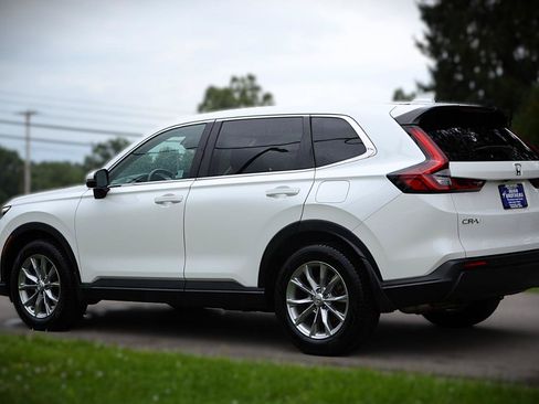 Used 2023 Honda CR-V EX-L image 7