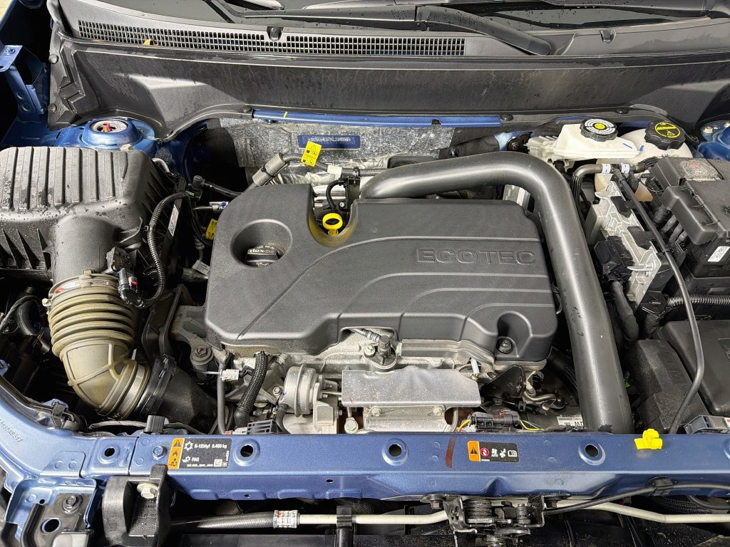 Used 2024 Chevrolet Equinox LS w/ LS Convenience Package FWD image 28
