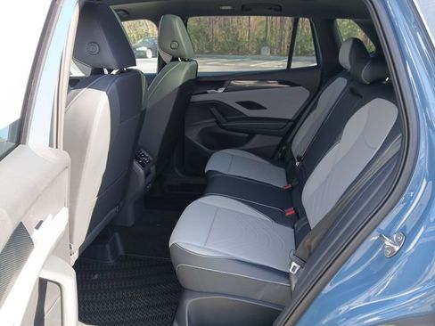 New 2026 Volkswagen Tiguan SE R-Line image 24