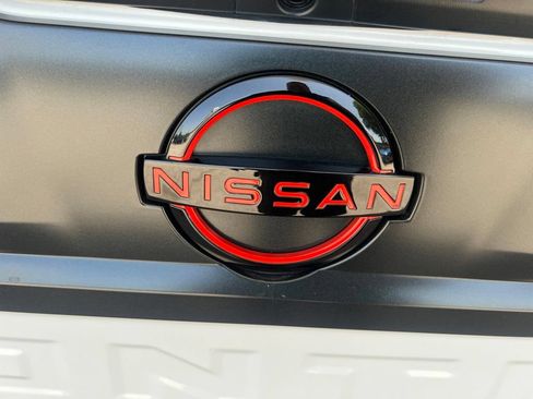 Used 2025 Nissan Frontier PRO-4X w/ Pro Premium Package AWD/4WD image 31