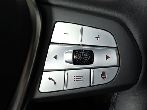 Used 2025 BMW X4 xDrive30i image 47