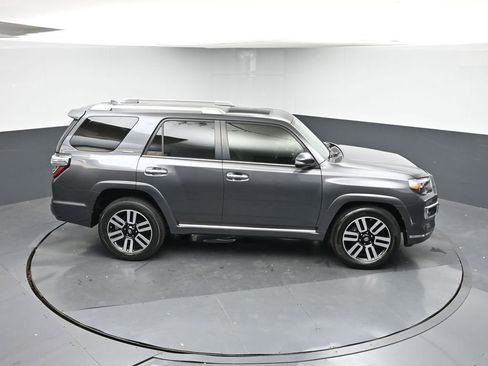 Used 2016 Toyota 4Runner Limited image 41