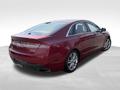 Used 2013 Lincoln MKZ FWD image 5
