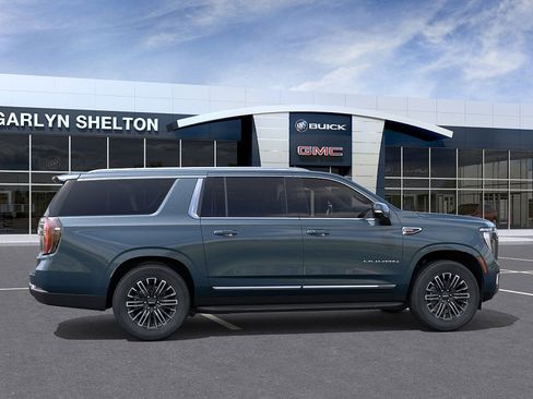 New 2026 GMC Yukon XL Elevation image 5