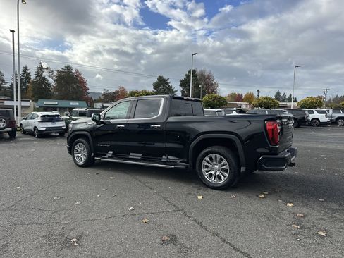 Used 2023 GMC Sierra 1500 Denali w/ Technology Package image 3
