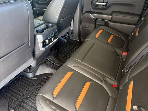 Used 2019 GMC Sierra 1500 AT4 w/ AT4 Premium Package image 11