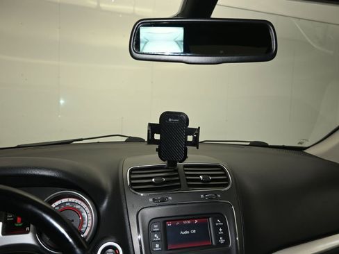 Used 2020 Dodge Journey SE w/ SE Popular Equipment Group image 21