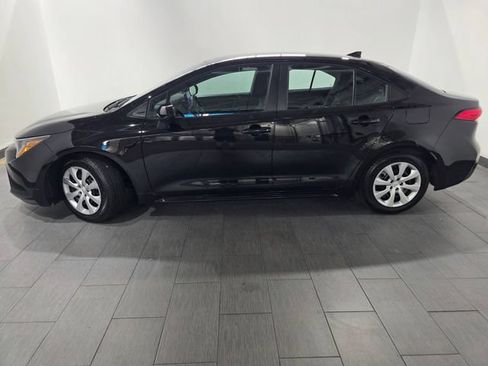 Used 2023 Toyota Corolla LE FWD image 2