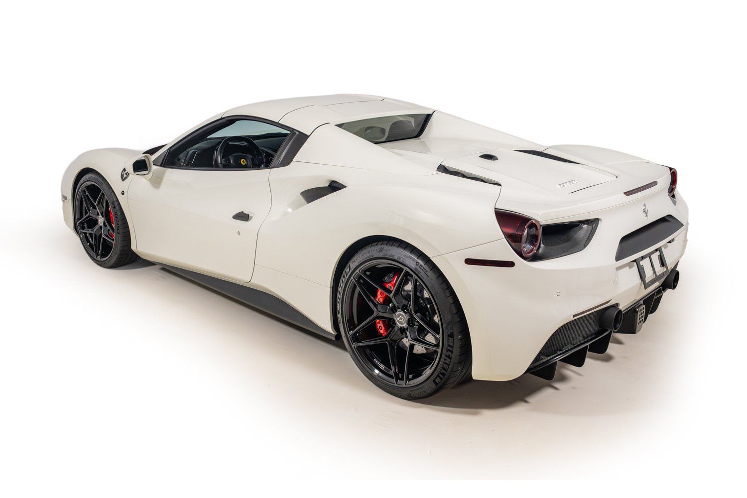 Certified 2017 Ferrari 488 Spider RWD image 13
