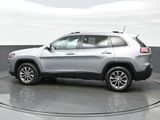 Used 2019 Jeep Cherokee Latitude Plus image 3