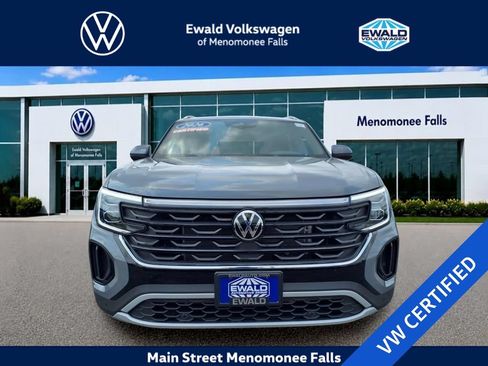 Certified 2026 Volkswagen Atlas Cross Sport SE AWD/4WD image 2