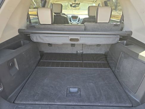 Used 2013 GMC Terrain SLT image 14