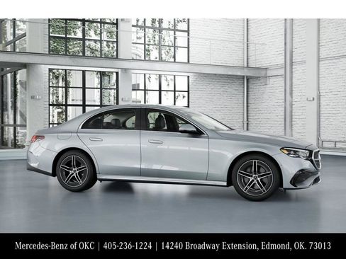 Used 2025 Mercedes-Benz E 350 Sedan image 14
