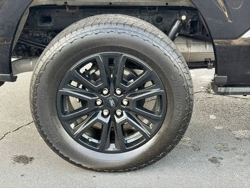 Used 2025 Ford F150 Platinum w/ Equipment Group 702A High image 31