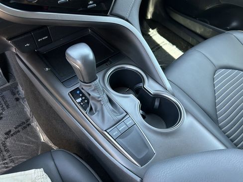 Used 2023 Toyota Camry SE FWD image 28