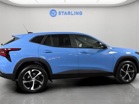 Certified 2024 Chevrolet Trax RS w/ Driver Confidence Package FWD image 11