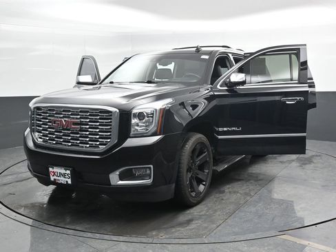 Used 2019 GMC Yukon Denali w/ Denali Ultimate Package image 53