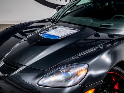 Used 2012 Chevrolet Corvette ZR1 w/ 3ZR Preferred Equipment Group image 21
