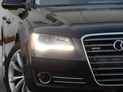 Used 2013 Audi A8 L 3.0T image 6