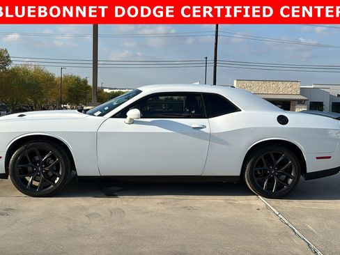Used 2021 Dodge Challenger SXT w/ Blacktop Package image 8