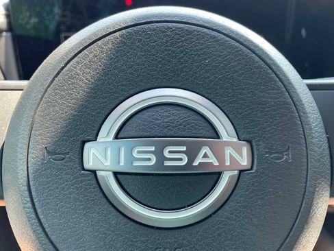 Used 2025 Nissan Kicks SV FWD image 31