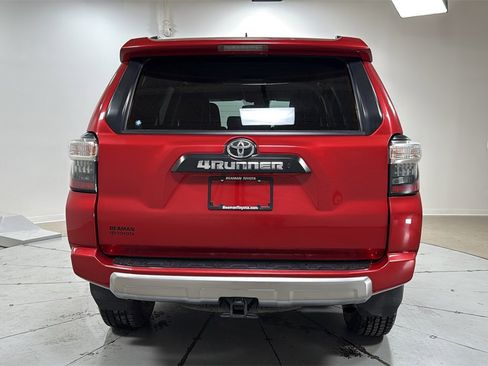 Used 2022 Toyota 4Runner TRD Off-Road Premium image 4