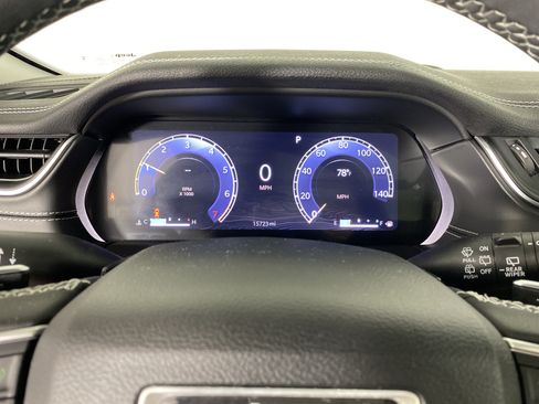 Used 2024 Jeep Grand Cherokee Limited AWD/4WD image 23