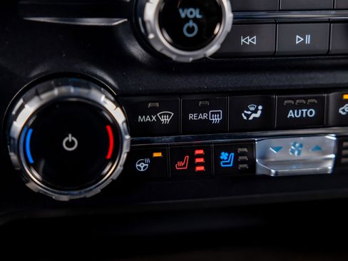 Used 2026 Ford F450 Platinum w/ Platinum Plus Package image 25