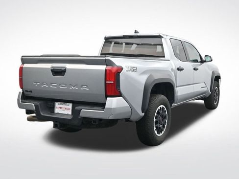 Used 2024 Toyota Tacoma TRD Off-Road image 6
