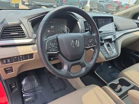Used 2022 Honda Odyssey EX-L image 17