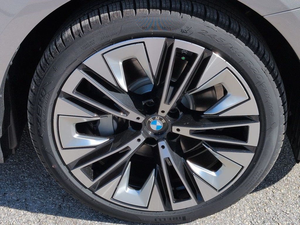 New 2027 BMW 530i xDrive w/ Premium Package AWD/4WD image 11