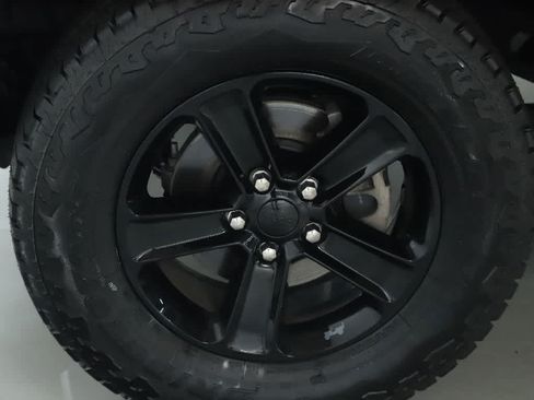 Used 2021 Jeep Wrangler Unlimited Sport AWD/4WD image 37