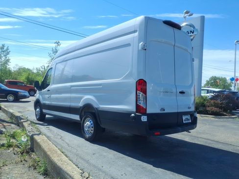 Used 2025 Ford Transit 250 148 High Roof Extended AWD w/ Load Area Protection Package image 6
