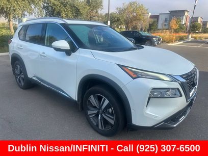 Used 2023 Nissan Rogue SL w/ SL Premium Package