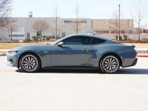 Used 2024 Ford Mustang GT Premium image 2