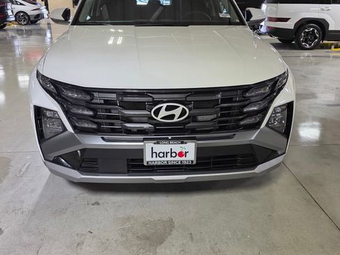 Certified 2025 Hyundai Tucson SEL FWD image 9