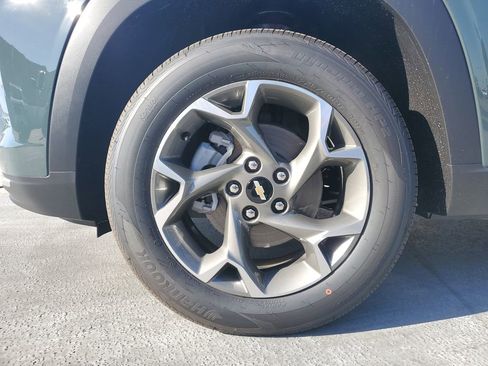 New 2026 Chevrolet Trax LT image 6