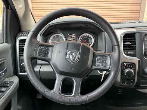 Used 2016 RAM 1500 Classic SLT image 17