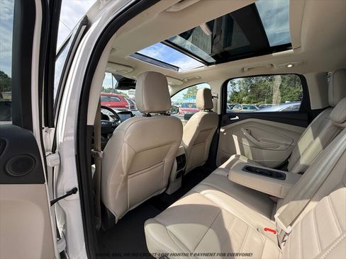Used 2018 Ford Escape Titanium w/ Ford Safe & Smart Package AWD/4WD image 15