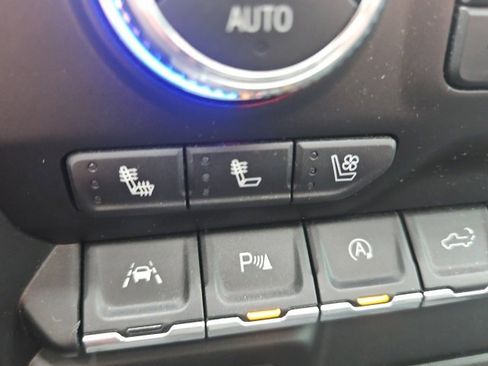 Used 2021 GMC Sierra 1500 Denali w/ Denali Ultimate Package image 32