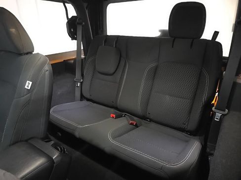 Used 2021 Jeep Wrangler Sport AWD/4WD image 30