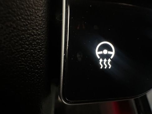 Used 2019 Land Rover Range Rover Velar R-Dynamic SE image 20