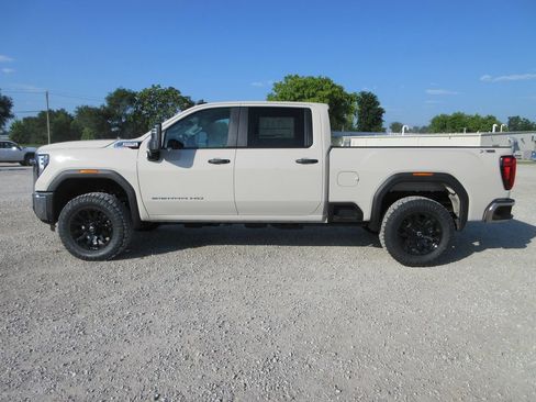 New 2026 GMC Sierra 2500 Pro AWD/4WD image 10